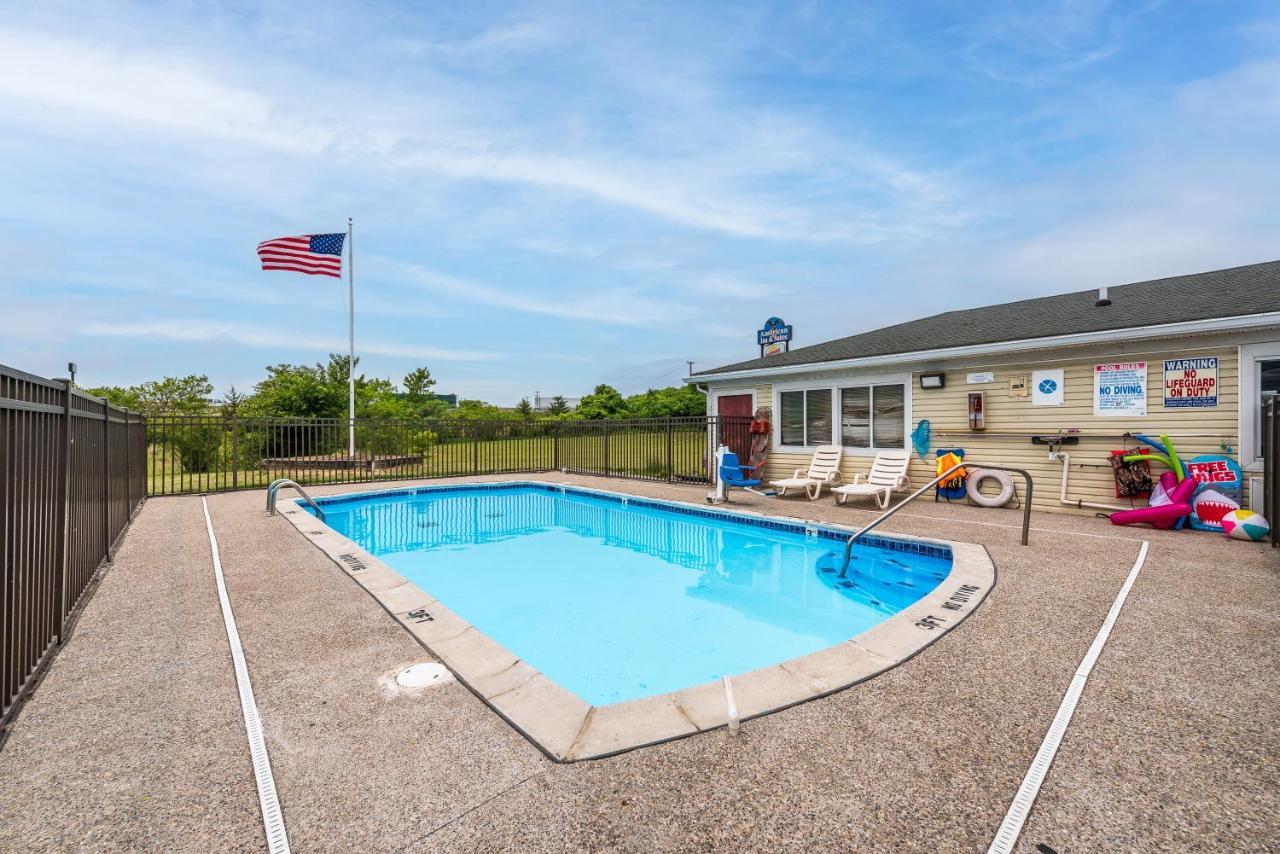 American Inn & Suites Dundee Exterior photo